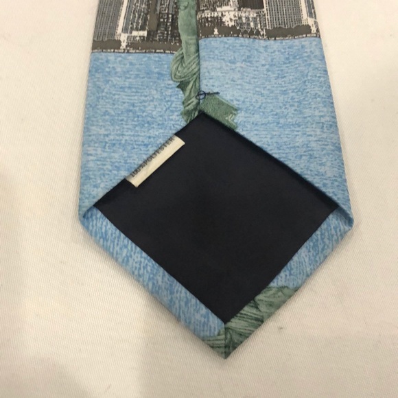 Twin Towers and Statue of Liberty tie handmade - Picture 6 of 6